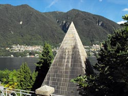 Joseph's Frank pyramid - Laglio
